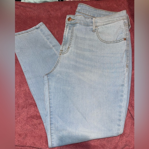 SIZE 16 SUPER SKINNY JEANS - Picture 1 of 4